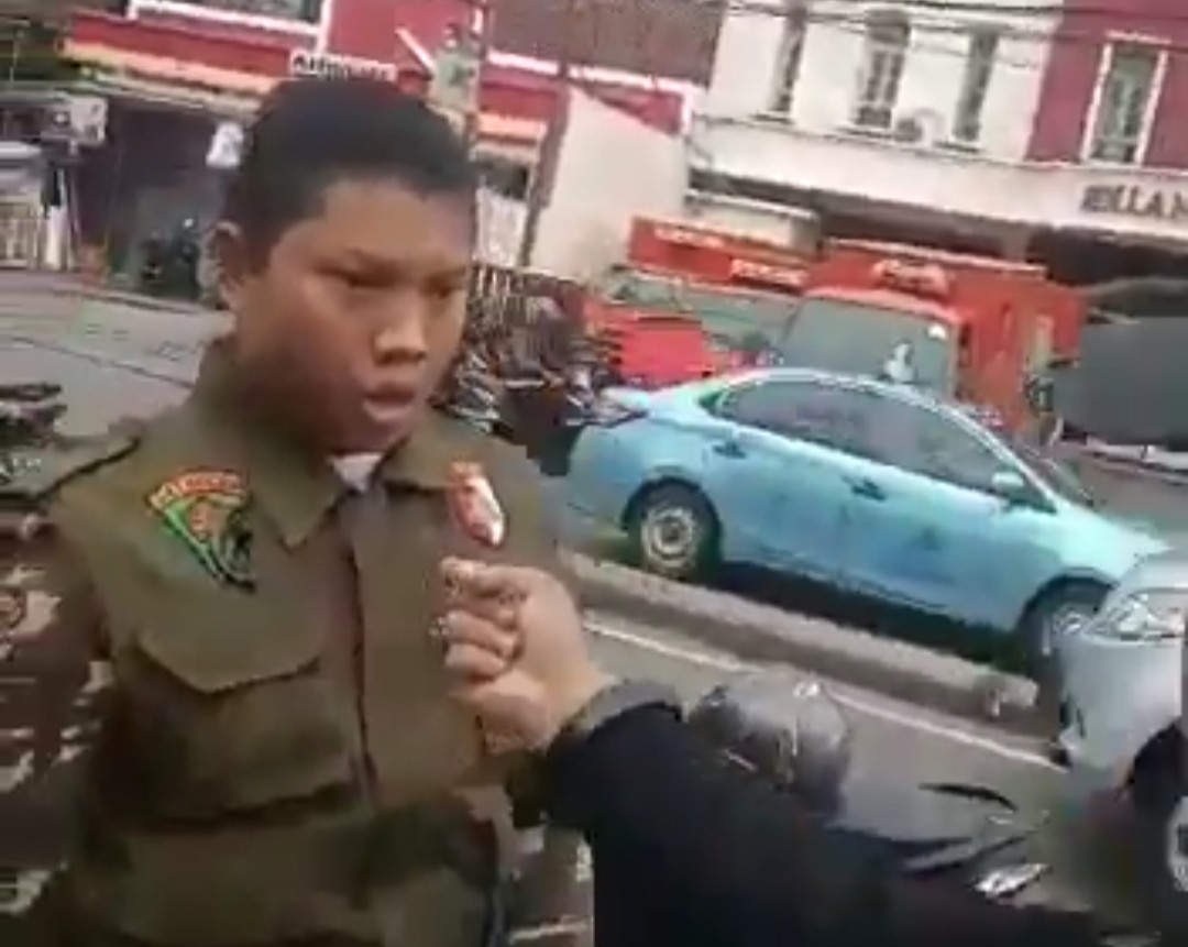 Kader Banser Dipersekusi dan Disebut Kafir, Guntur Romli: Polisi Perlu Bertindak