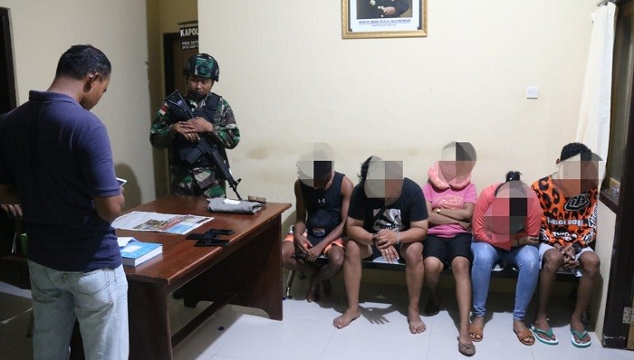 Kedapatan Bawa Ganja, Lima Pemuda Merauke Diamankan