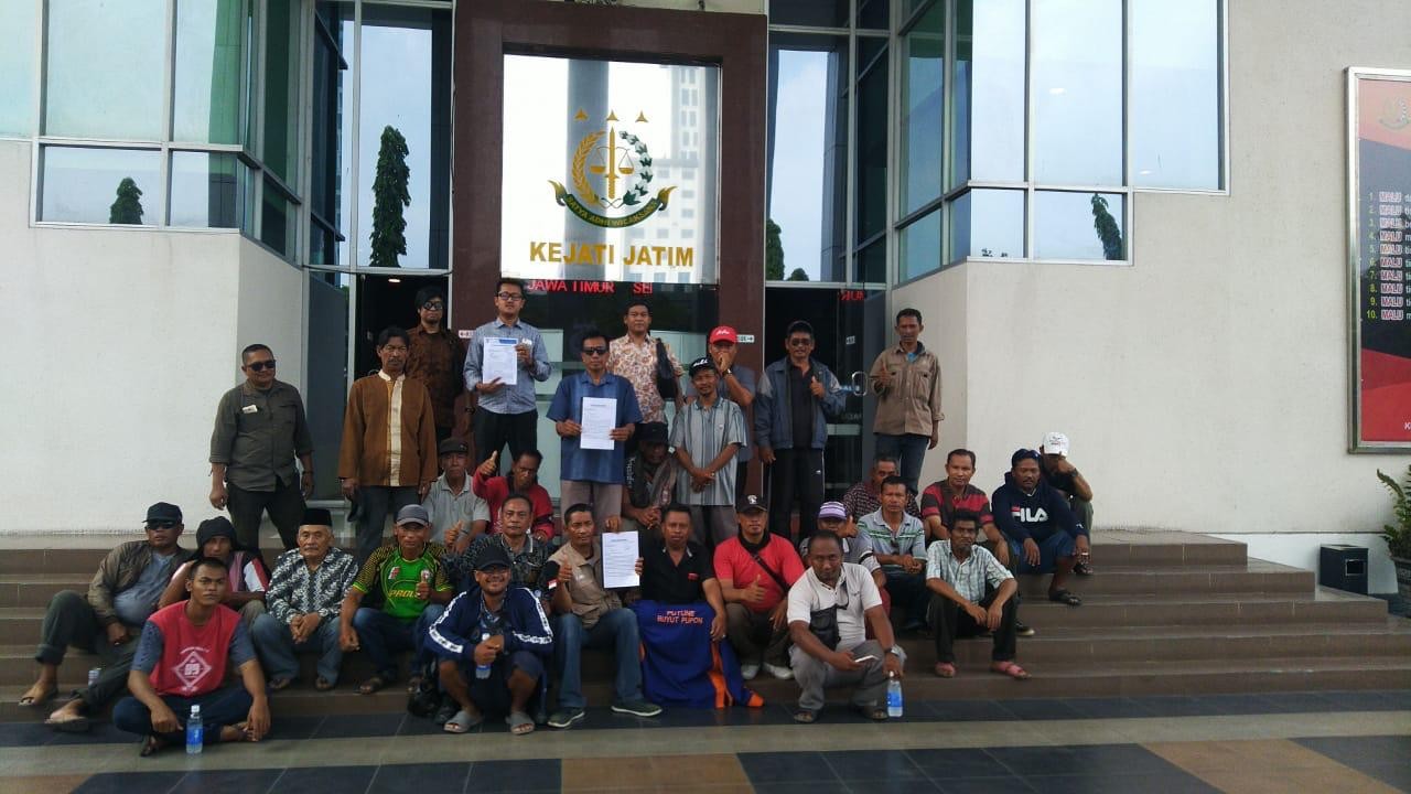Adukan ke Kejati Jatim, Warga Petisbenem Gresik Laporkan Dugaan Tindak Pidana Kadesnya