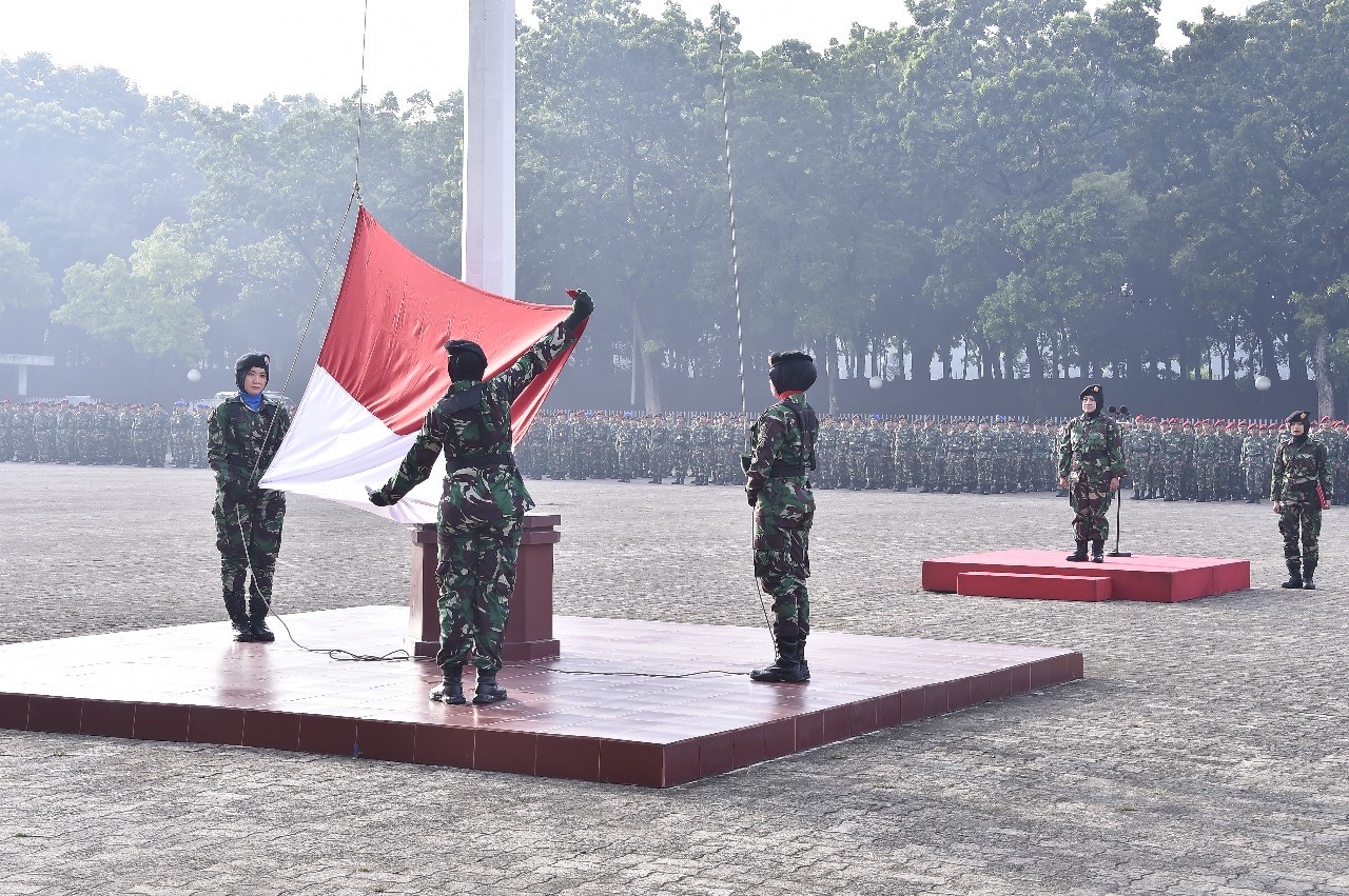 Upacara Peringatan Hari Ibu ke-91 di Mabes TNI