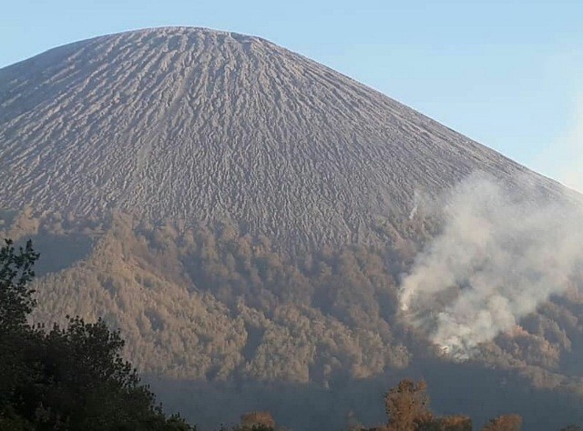 Takut Longsor, Pendakian Gunung Semeru Masih Ditutup Untuk Malam Tahun Baru