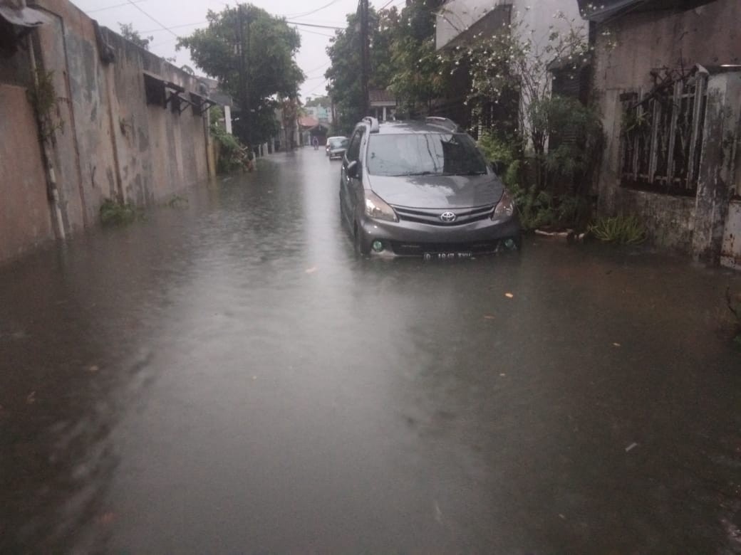 Hujan Deras di Ibu Kota Sejak Kemarin, Sejumlah Wilayah Terdampak Banjir