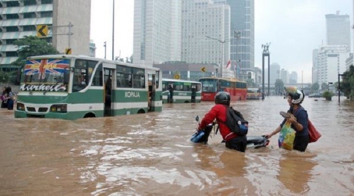 Akibat Banjir Jakarta Hari Ini, 7 SPBU Tak Beroperasi