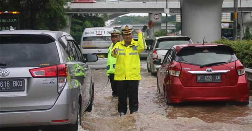 Tol Jakarta-Cikampek Masih Terendam Banjir