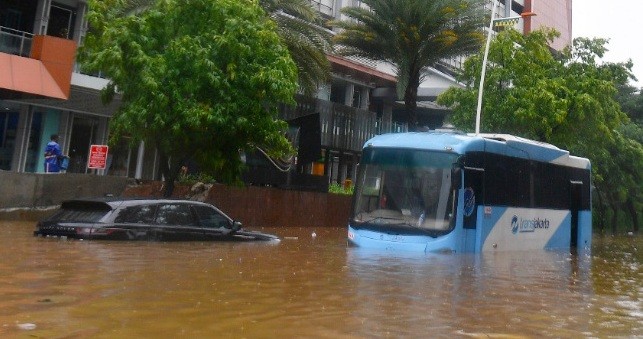 Pemprov DKI Lakukan Rekapitulasi Faskes dan Sekolah Terdampak Banjir