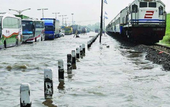 Masih Terendam Banjir, Sejumlah Jalur Rel KAI DAOP 1 Belum Bisa Beroperasi