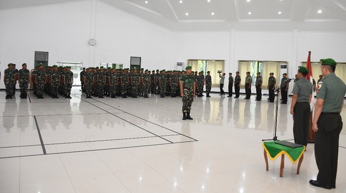 125 Prajurit Baru Korem Bhaskara Jaya Ikut Tradisi Satuan
