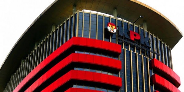 Soal OTT, Pengamat Hukum Ingatkan UU KPK Baru