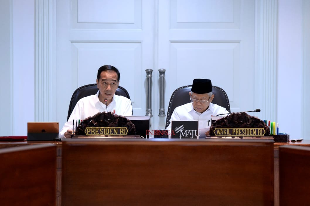 Jokowi Targetkan Draf RUU Omnibus Law Selesai Minggu Ini