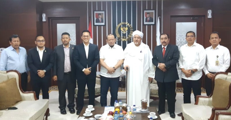 LaNyala Mattalitti Terima Al Habib Abdul Qodir Jaelani A's Syatiri