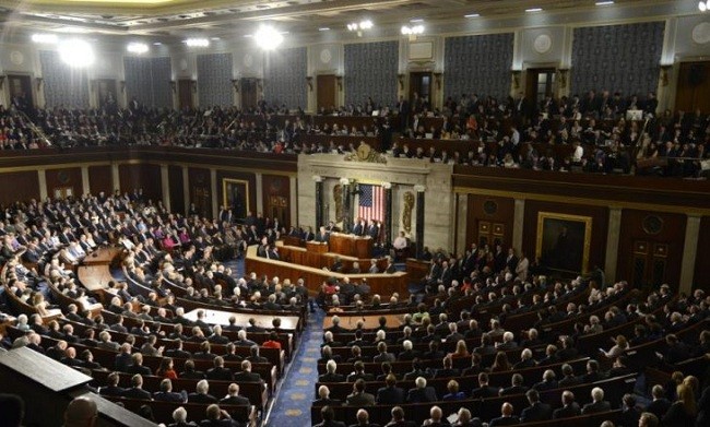Seratus Senat AS Disumpah Untuk Jadi Juri Sidang Pemakzulan Trump