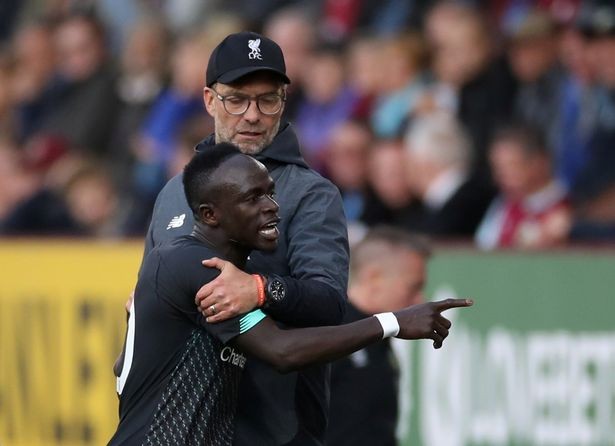 Klopp Akui Mane dan Salah Bertengkar  