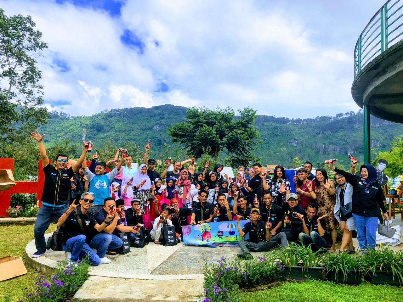 Touring dan Bakti Sosial Agya Ayla SoliDaritas 