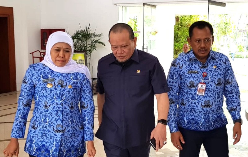 Ketua DPD LaNyala Mahmud Mattalitti Jumpai Gubernur Jatim Khofifah, DPD Siap Dukung Perpres Percepatan Pembangunan Di Jatim