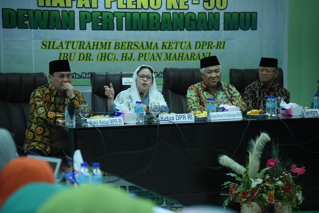 Di Depan Alim Ulama, Ketua DPR Tegaskan Komitmen Ke-Islaman dan Kebangsaan
