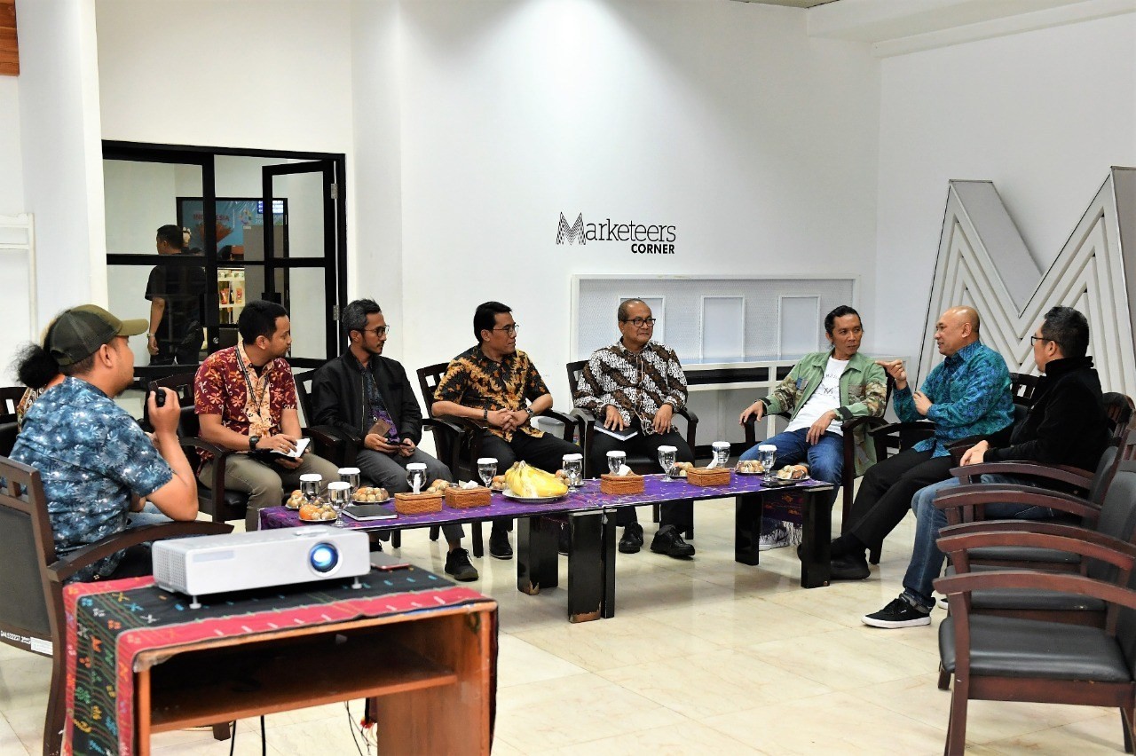 Menteri Teten Inisiasi Terbentuknya Koperasi Slankers