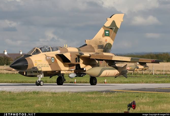 Analis: Houthi Yaman Bisa Tembak Lebih Banyak Jet Tempur Saudi