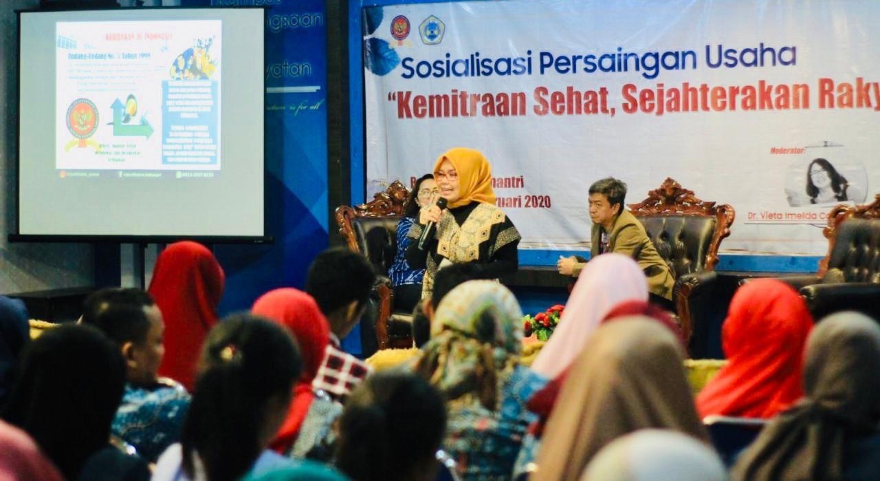 KPPU Gelar Sosialisasi Persaingan Usaha di Unitomo