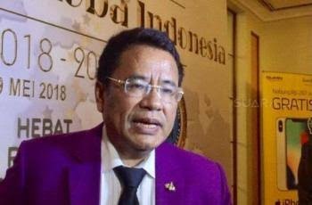 Kocak, Komentar Hotman Paris Soal Perempuan Bisa Hamil Kalau Berenang Bareng Pria
