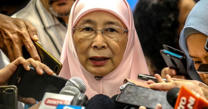 Sudah Direstui Mahathir, Wan Azizah Jadi Perdana Menteri Wanita Pertama