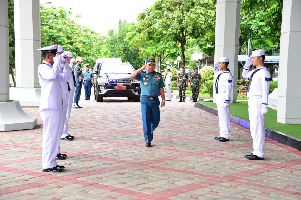 Temui Kasal, Kepala Bakamla RI Disambut Dengan Vallreef