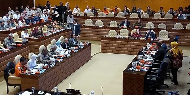 Tiga Gubernur Tak Hadiri Rapat Banjir, Komisi V DPR Kecewa