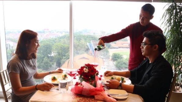 Nikmati Keindahan Kota dari Ketinggian, Solusinya di Oakwood Hotel & Residence Surabaya
