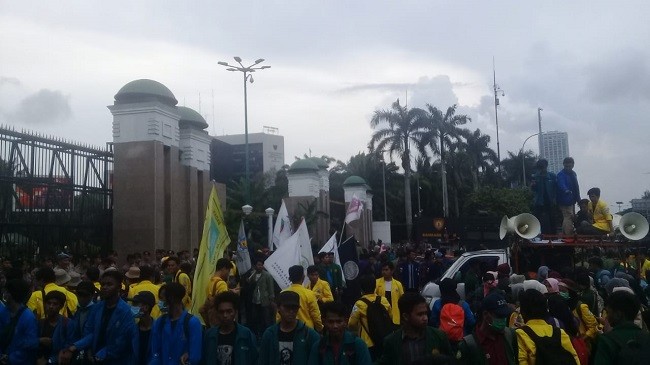 Demo Tolak Omnibus Law, Ini Tuntutan BEM SI Ke DPR