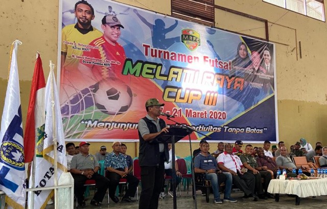 Wakil Ketua DPD Nono Sampono Buka Turnamen Futsal Di Sorong