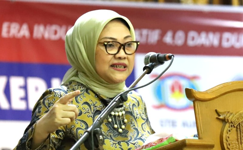 Menaker Ida Fauziah Dorong Perguruan Tinggi Percepat Peningkatan Kompetensi