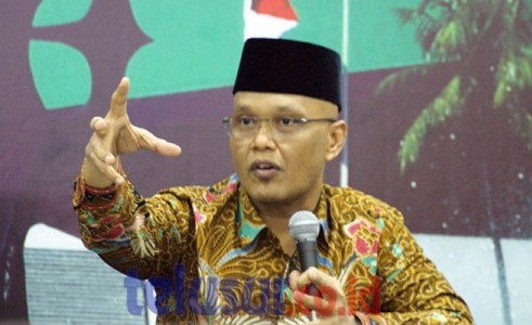 PKS: Pemerintah Harus Pimpin Rakyat Hadapi Virus Corona