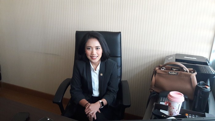 Puteri Komarudin Harap Pemerintah Pastikan Alat-alat Kesehatan Tak Langka