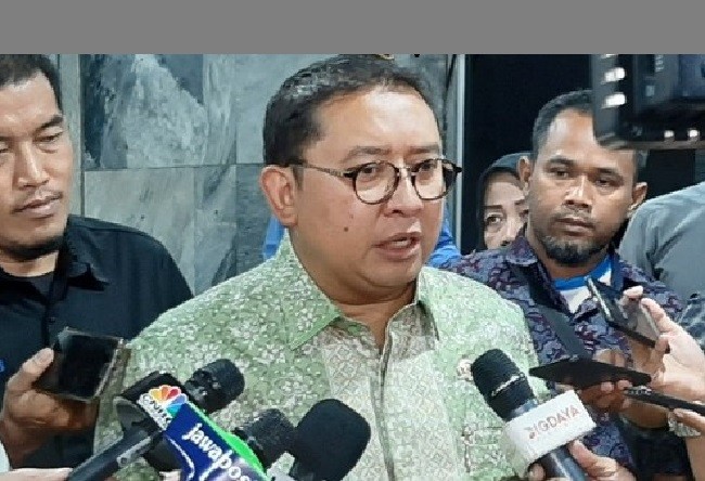 Kritik Jokowi, Fadli Zon: Jangan Ngeles, Jangan Diam Seribu Bahasa
