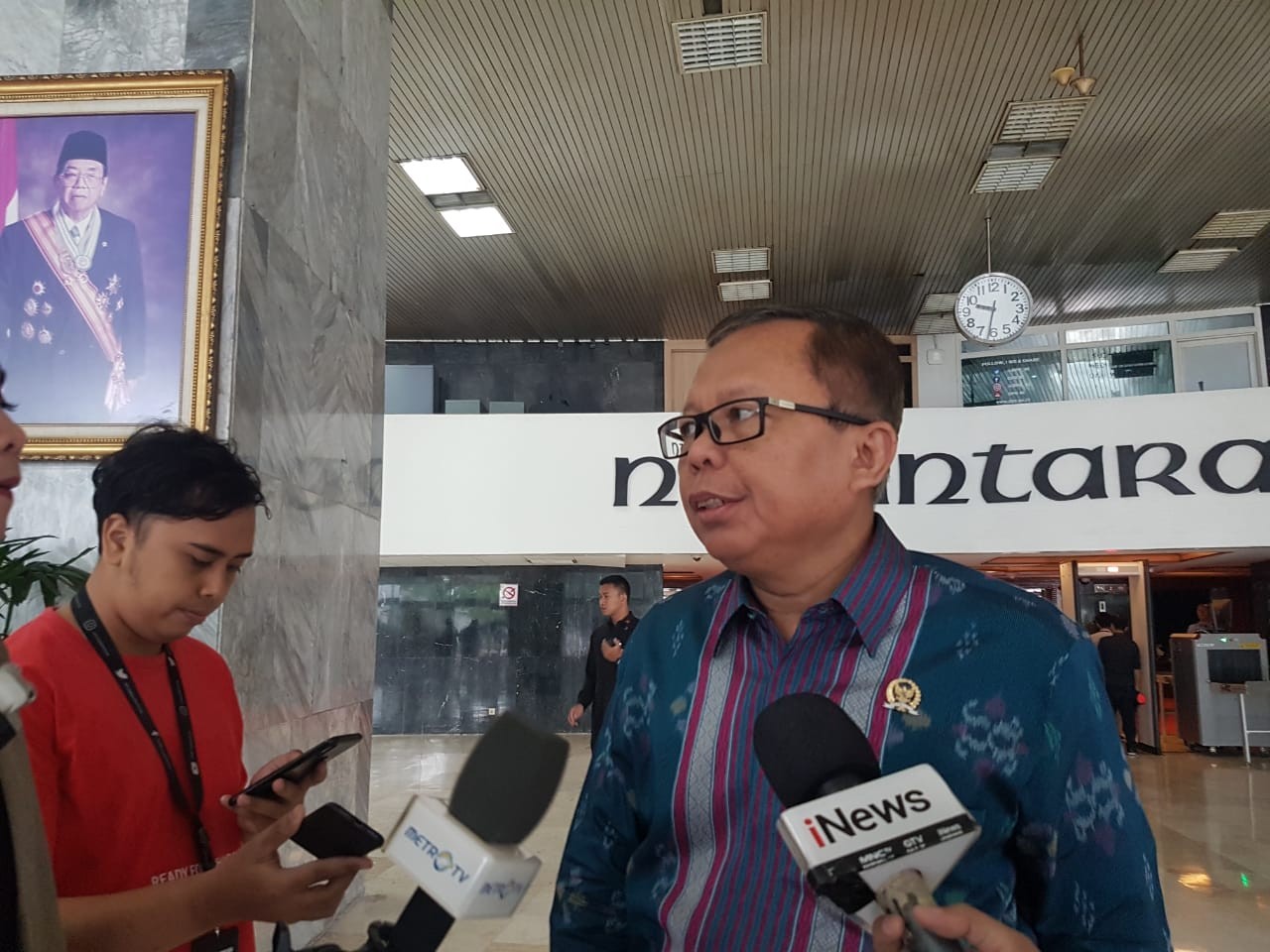 Polri Dan Kemendag Didesak Selidiki Stok APD Corona