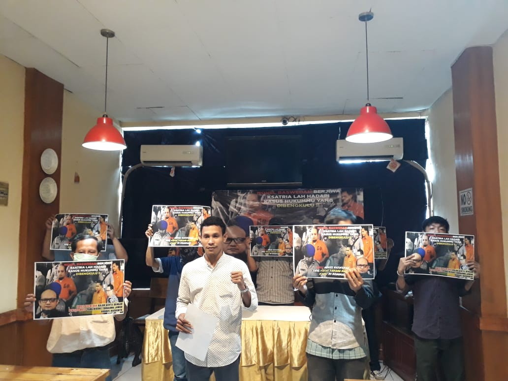 Novel Diminta Bersikap Ksatria Akui Soal Kasus Sarang Burung Walet