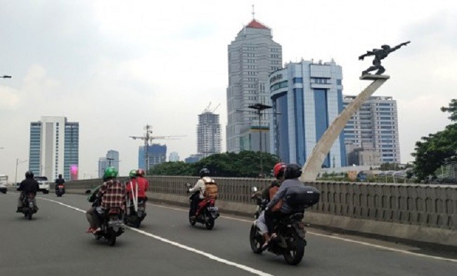 Luar Biasa, Pasien Positif COVID-19 Galang Bantuan Masyarakat Terdampak Work From Home
