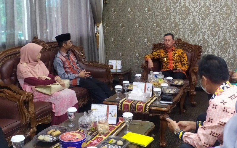 Anggota DPD Abdul Hakim, Pantau Kebijakan Fiskal Daerah Terkait Covid 19