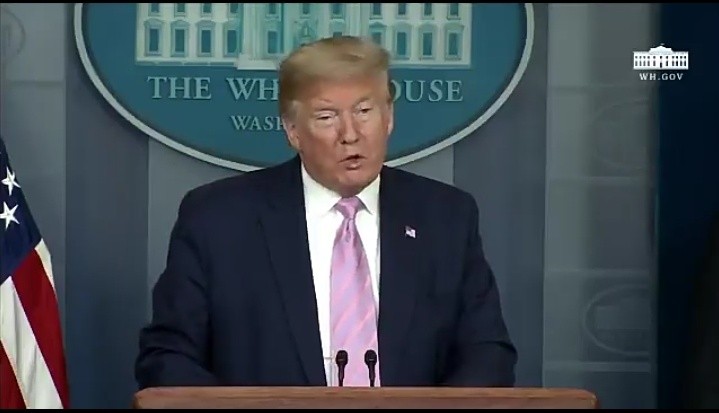 Trump Ingatkan Korban Tewas Corona Akan Semakin Banyak