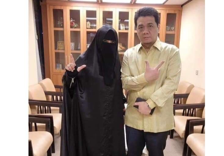 Beredar Foto Wagub Riza Patria dengan Wanita Bercadar, Ini Klarifikasi Gerindra