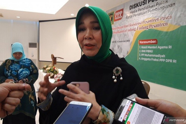 Potong Dana Bos, Bukti Pemerintah Lepas Tanggung Jawab Terhadap Kesejahteraan Guru Honorer