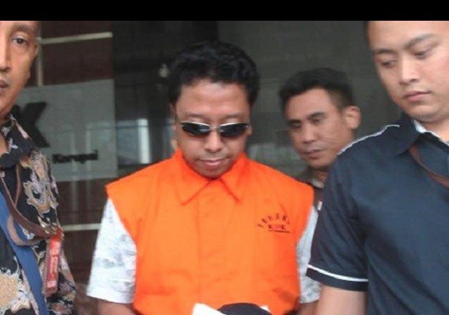 Romahurmuziy Dibui Cuma 1 Tahun, ICW: Kades Korupsi 30 Juta  Divonis 4 Tahun