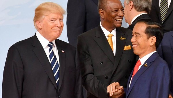 Presiden Jokowi dan Presiden Trump Sepakat Tingkatkan Kerja Sama Alat Kesehatan dalam Penanganan Covid-19