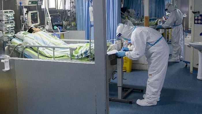 Pemerintah Klaim Angka Meninggal Akibat Corona Terus Melemah