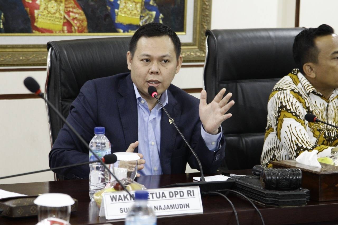 Cegah PHK Massal, DPD Ajak Kaum Buruh dan Pengusaha Perang Lawan Corona