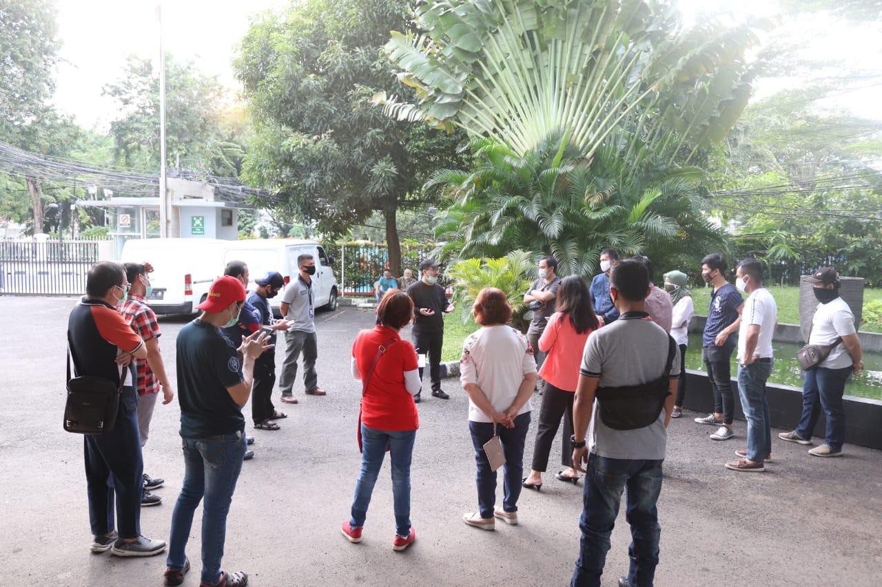 Pelayanan Komunitas Ormas & Firman Jaya Daeli untuk Berbagi atas Pergumulan Warga Akibat Covid-19