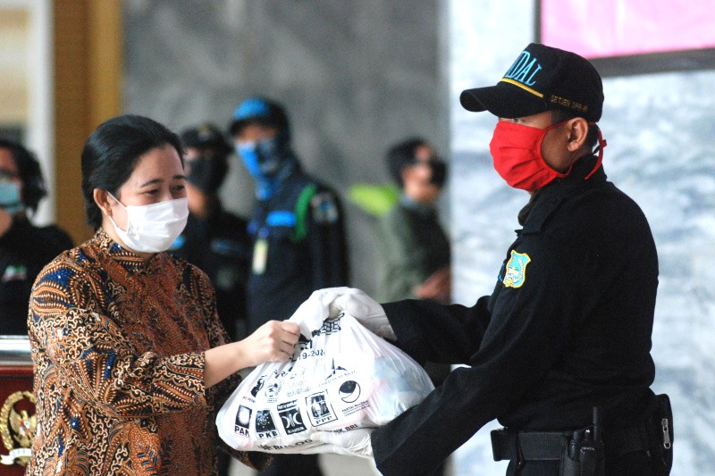 Atasi Virus Corona, Ketua DPR : Kita Butuh Gotong Royong