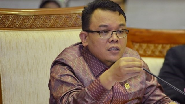 Saleh Sesalkan  TKA China Di Indonesia Dilindungi, Tapi WNI Diperbudak
