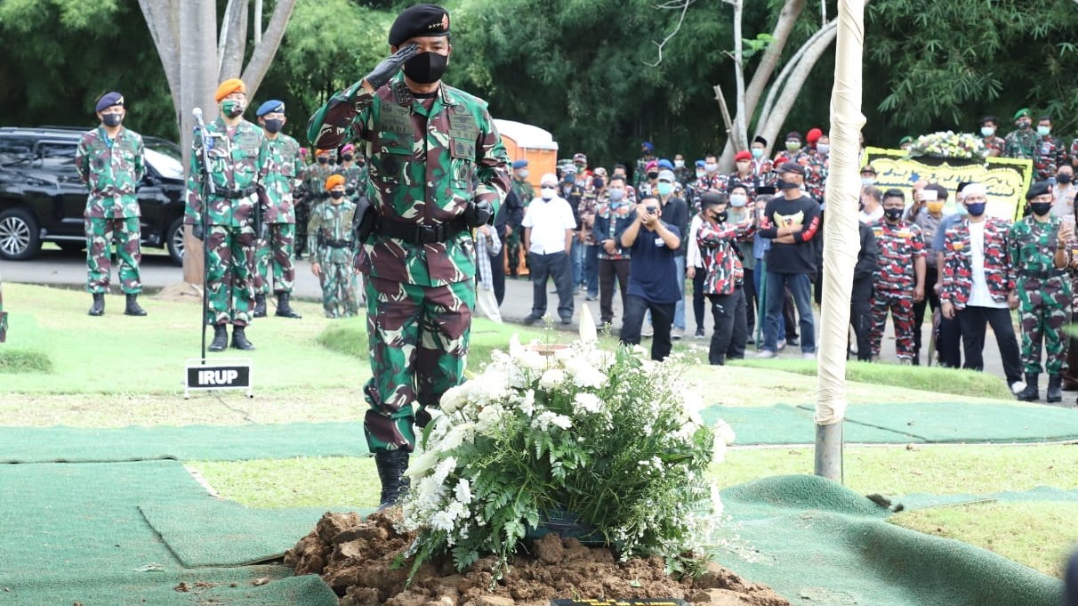 Panglima TNI Pimpin Upacara Pemakaman Jenderal TNI (Purn) Djoko Santoso