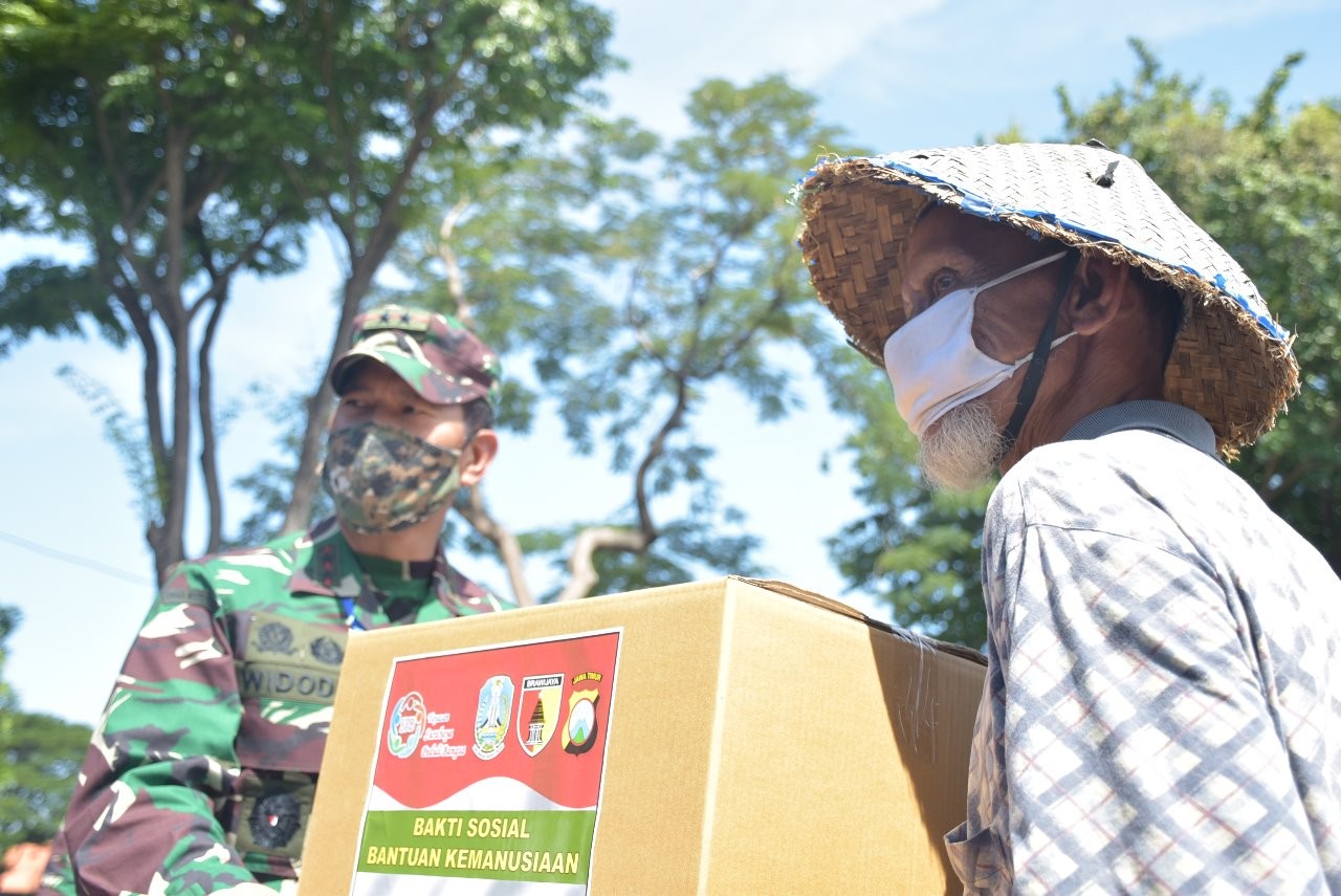 Atasi Pandemi, Puluhan Ton Beras Disebar ke Masyarakat