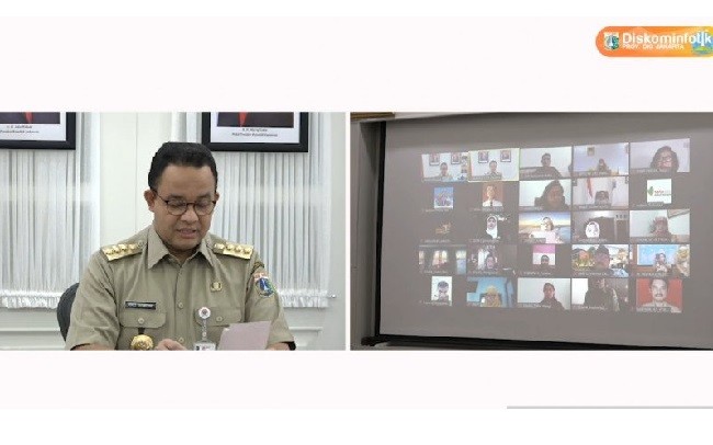 Anies Terbitkan Pergub Aturan Warga Keluar Masuk Jakarta